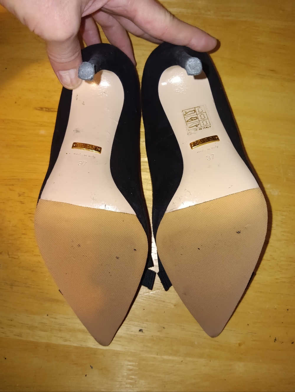 Gucci GG Leather Bee Heels Size 35 - Picture 6 of 6
